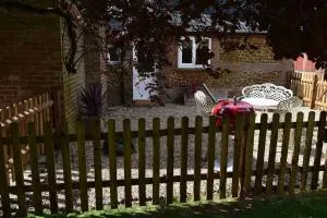 Lovely Garden Cottage in Snettisham - Dersingham