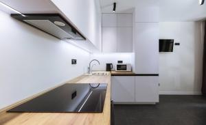 Апартаменти на Кирилівська 37