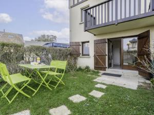 Apartment Le Vert Clos by Interhome