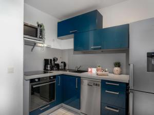 Apartment Les Flamants Roses-1 by Interhome