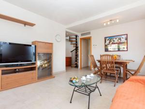 Apartment Aquaria-3 by Interhome