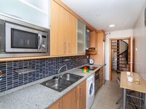 Apartment Aquaria-3 by Interhome
