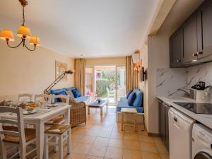 Apartment Les Rivages des Issambres-5 by Interhome