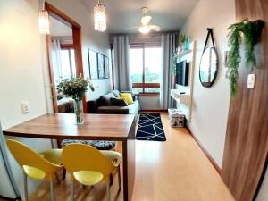 Siga Gramado - Apto faça tudo a pé! Vista! Tv smart! Ar Cond!