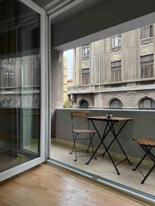 Double Studio near University Square - 2 Balconies