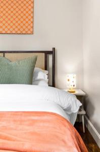 5bd Vibrant Haven: Basketball - 10mins to Airport