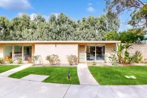 Racquet Club Cottage Permit# 271 - White Water