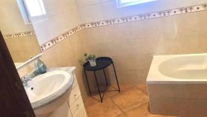 Beautiful Penthouse Two Bed Roof