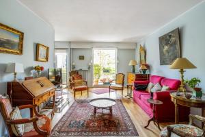 obrázek - Nice apartment with balcony close to the Château de Versailles - Welkeys