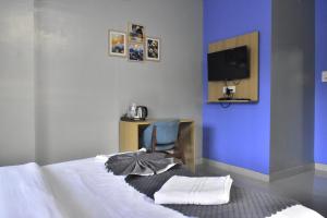 Urban Suites Silpukhuri