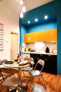 Blue home in the heart of Budapest