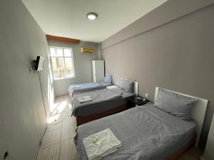 Triple Room with Private Bathroom room in Ersoy Ak Pansiyon