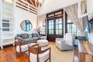 Modern house with océano view in Belize