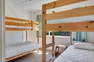 Beach House on Booth