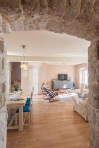 VILLA ROKO VINTAGE