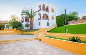 Awesome Apartment In Puerto De Mazarron