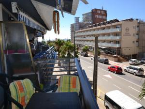 Apartamento acogedor con vista al mar, piscina y acceso directo a la playa en LEstartit - ES-323-36