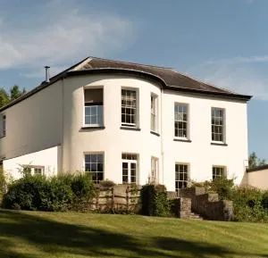 Holyland House - Greenacres Estates - Lamphey