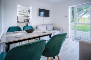 Gower Hideaway - 3 Bed Apartment - Ocean Breeze