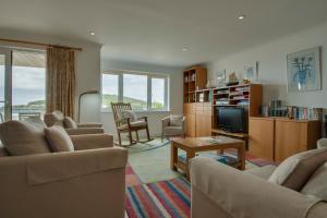 5 Burgh Island Causeway