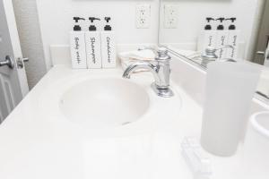 Wyndham 912 Urban Chic, wd, Parking, Pool