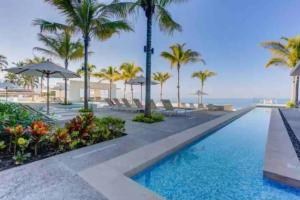 Harbor3008A Spectacular Beachfront Condo by Moikkarentals