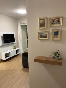 Apto próximo Av Paulista, garagem, 350 mts da estação Mackenzie, 200 mts Shopping Frei Caneca