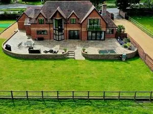 The Pines - Three Legged Cross