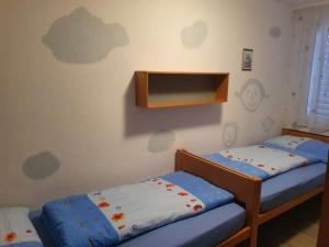 Elfe - Apartments Three-bedroom Apartment for 6 guests with patio