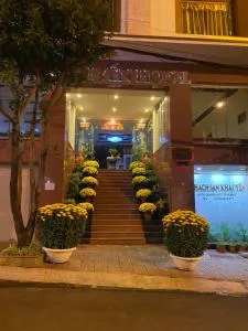 Khách Sạn Khải Yến - Phú Nhơn