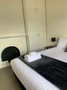 Sunny Character 1800s Cottage