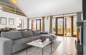 Nice Home In Jægerspris With Kitchen