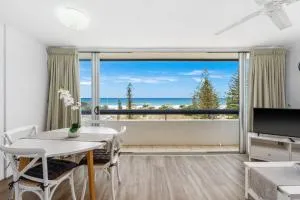 Hi Ho Beach Apartments on Broadbeach - Broadbeach
