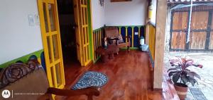 El Aguacate - Casa Tipica Cafetera Colombiana