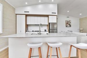 Somerville Wines Lux Escape 3-Bedroom Cottage Near Broke Wineries