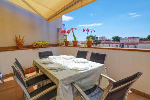 Portman Duplex by Hello Homes Sitges