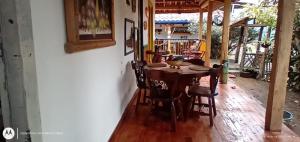 El Aguacate - Casa Tipica Cafetera Colombiana