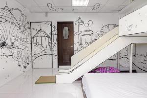 Phòng 4 Người Có Ban Công (Quadruple Room with Balcony)