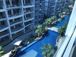 芭提雅中心 Grand Avenue 2卧室公寓泳池景 智能电视 高速互联网