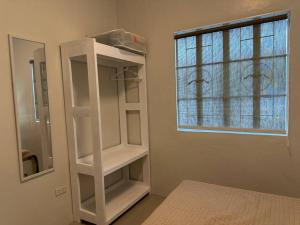 Japandi Home B - Fully Aircon, WIFI, Hot shower, 24hGuard, Center, near Malls