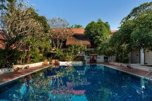 Horizon Village & Resort