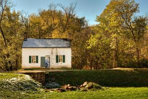 Entire Home in North Potomac