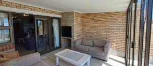 Beacon Wharf ERINOcean & Mountains Serenade in Harmony