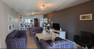 Beacon Wharf ERINOcean & Mountains Serenade in Harmony