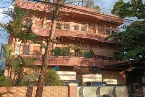 Hotel O Rafira Losmen NearYani Heahlerr