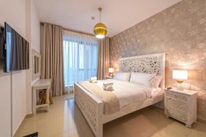 Spectacular Burj Khalifa View 2BR 29 Boulevard Tower 2