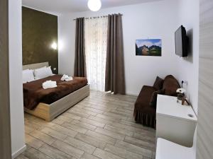 Quadruple Room with Shower room in Lotus Roma