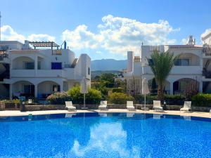 Family-Friendly Apartment Just Steps Away from the Sea