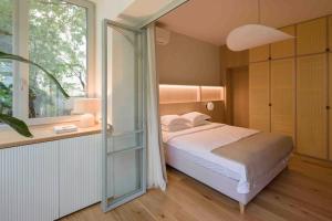 Ambassador ResidenceAmazing Garden & Flat2 BDR120 SQM