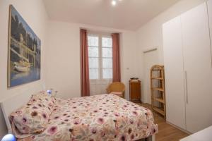 Orange apartment - Genoa City Center